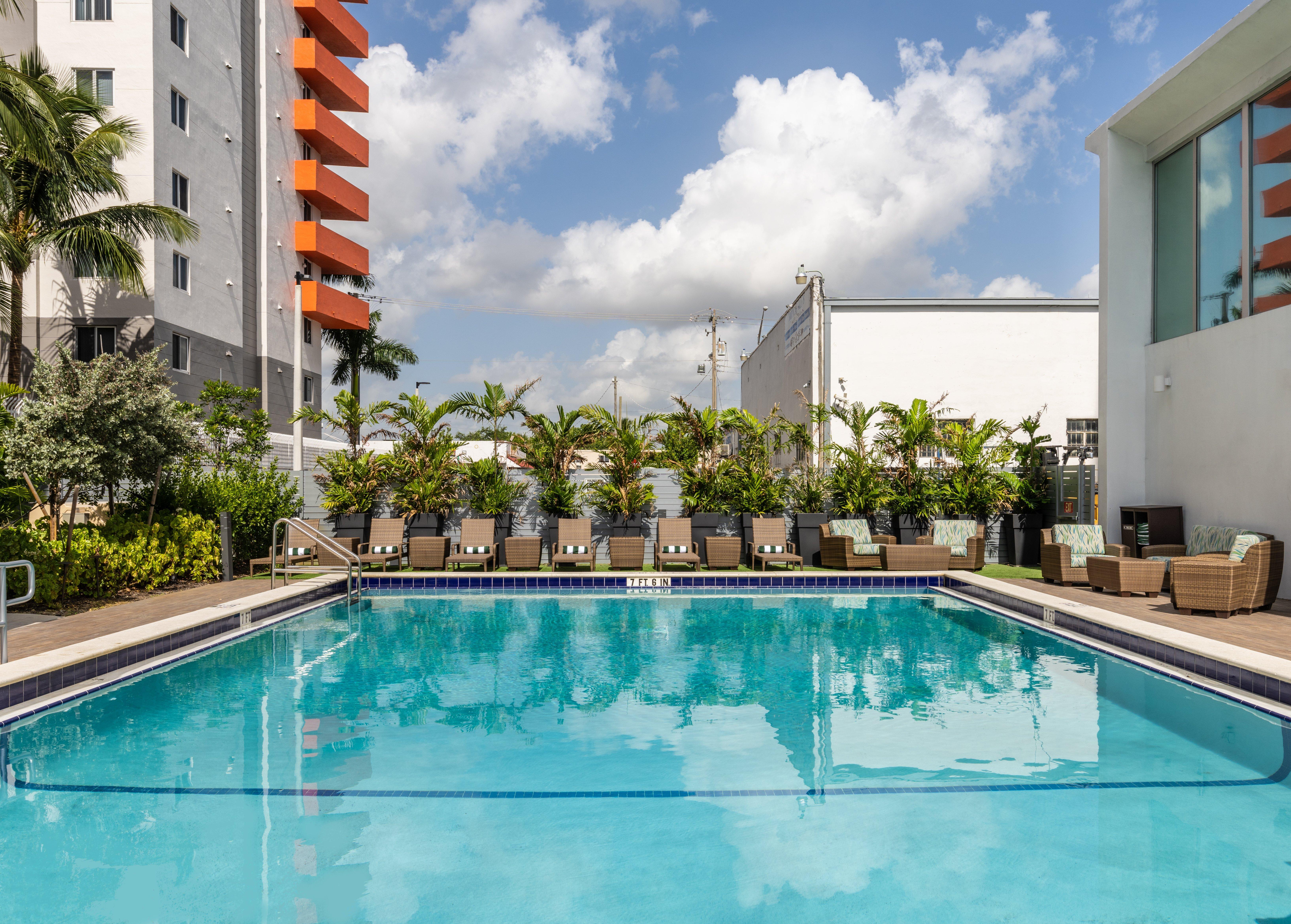 Hampton Inn & Suites Miami Airport South/Blue Lagoon Екстер'єр фото